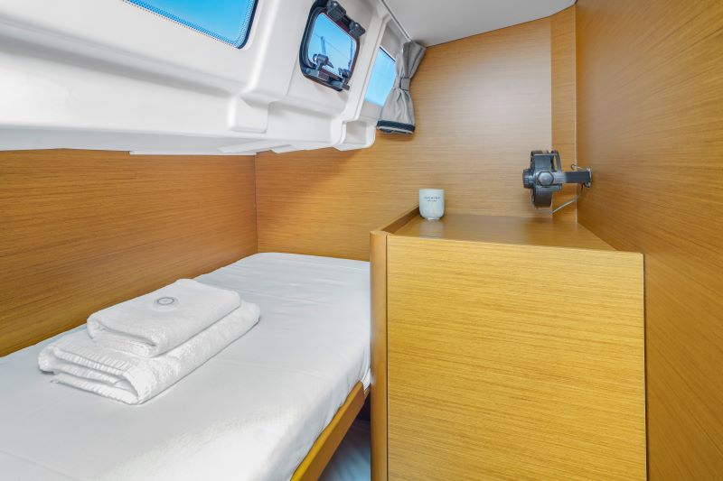 Sun Odyssey 490 - 5 + 1 cab. — photo 21