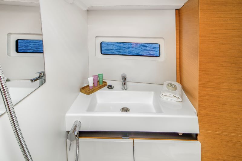 Sun Odyssey 490 - 5 + 1 cab. — photo 23