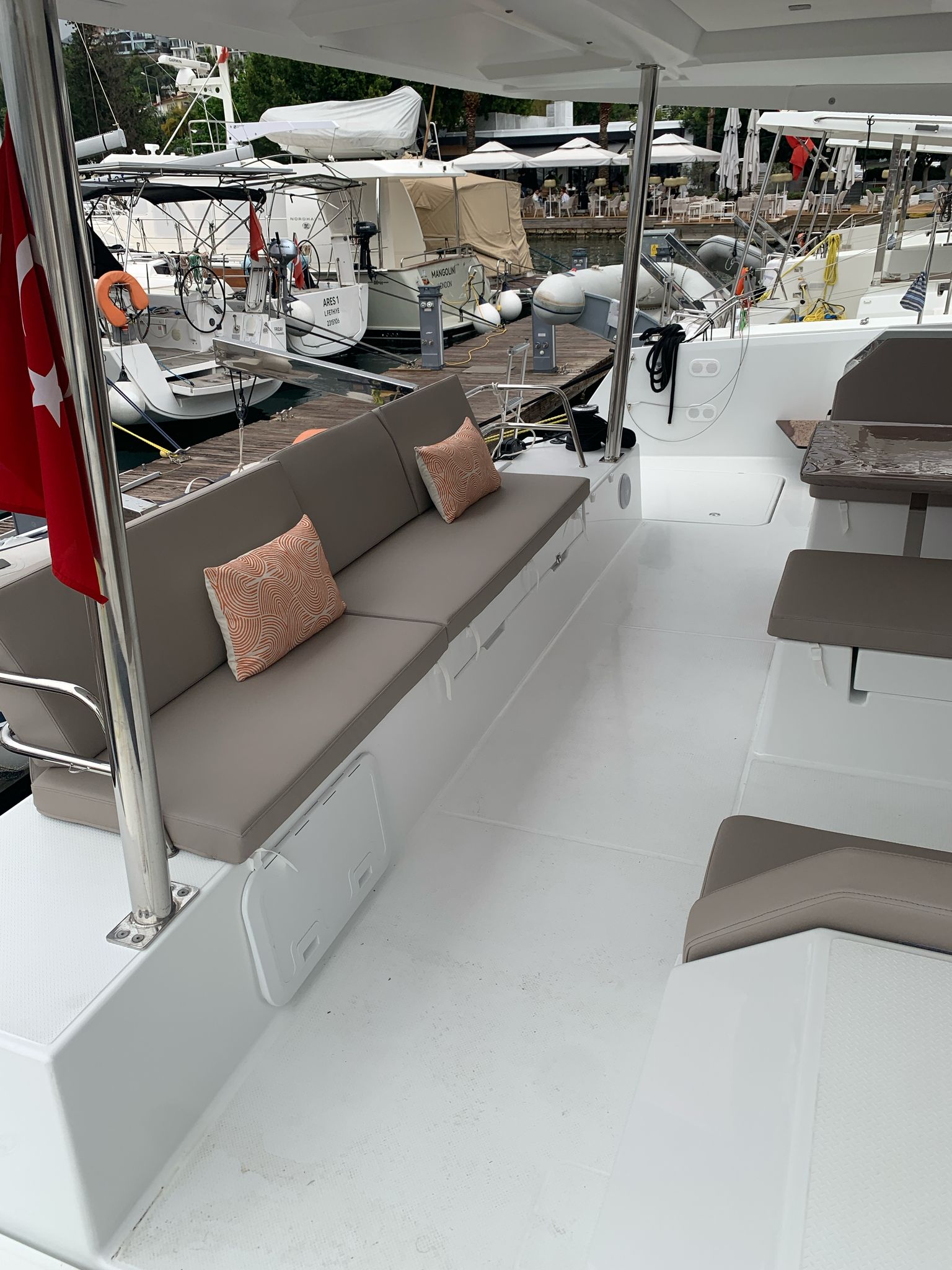 Fountaine Pajot Tanna 47 - 5 + 1 cab. — photo 11