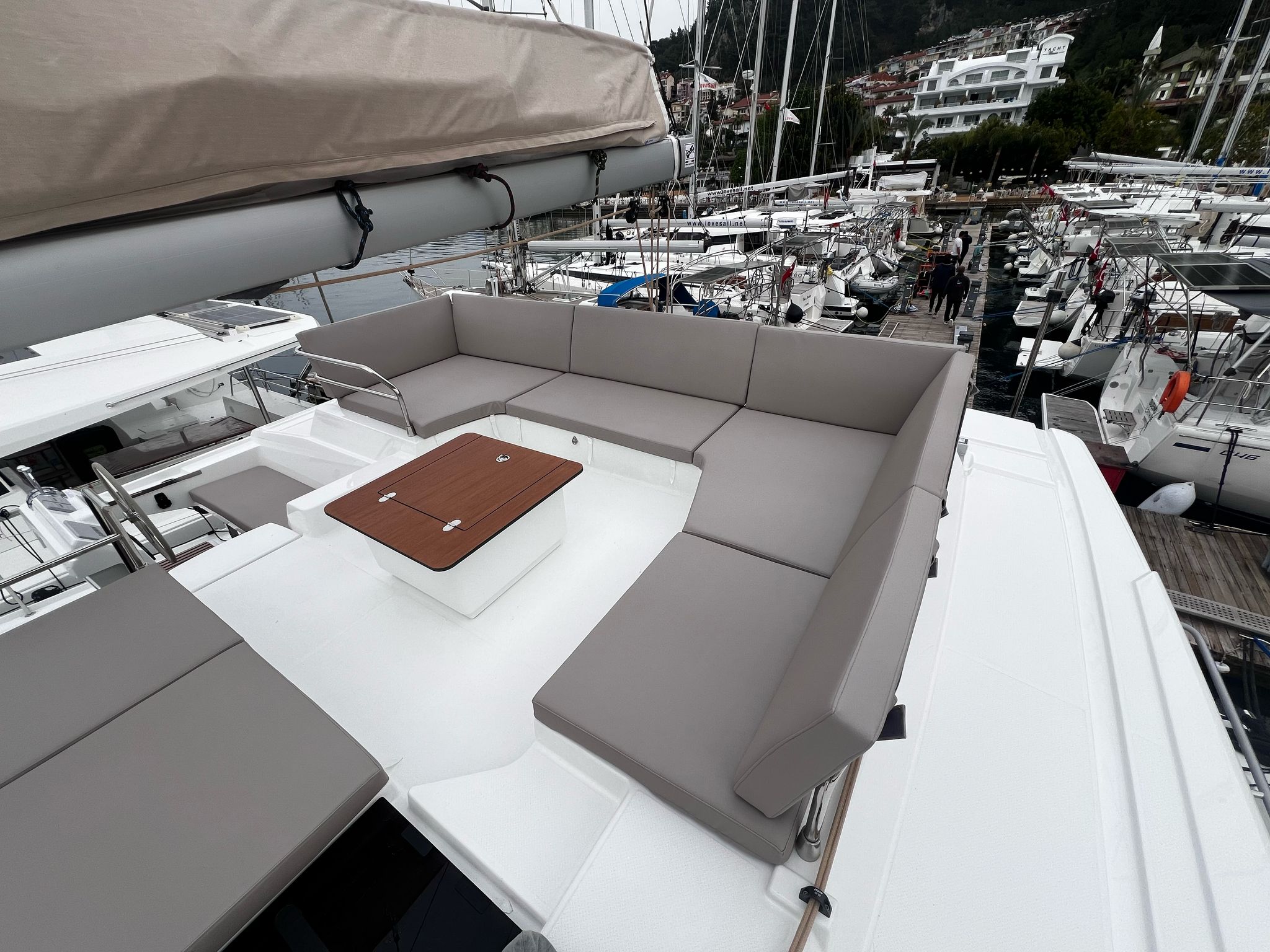 Fountaine Pajot Tanna 47 - 5 + 1 cab. — photo 13
