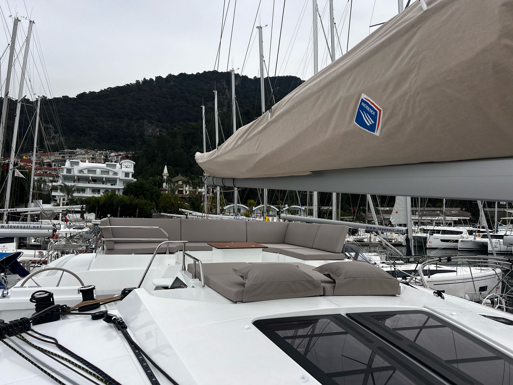 Fountaine Pajot Tanna 47 - 5 + 1 cab. — photo 14