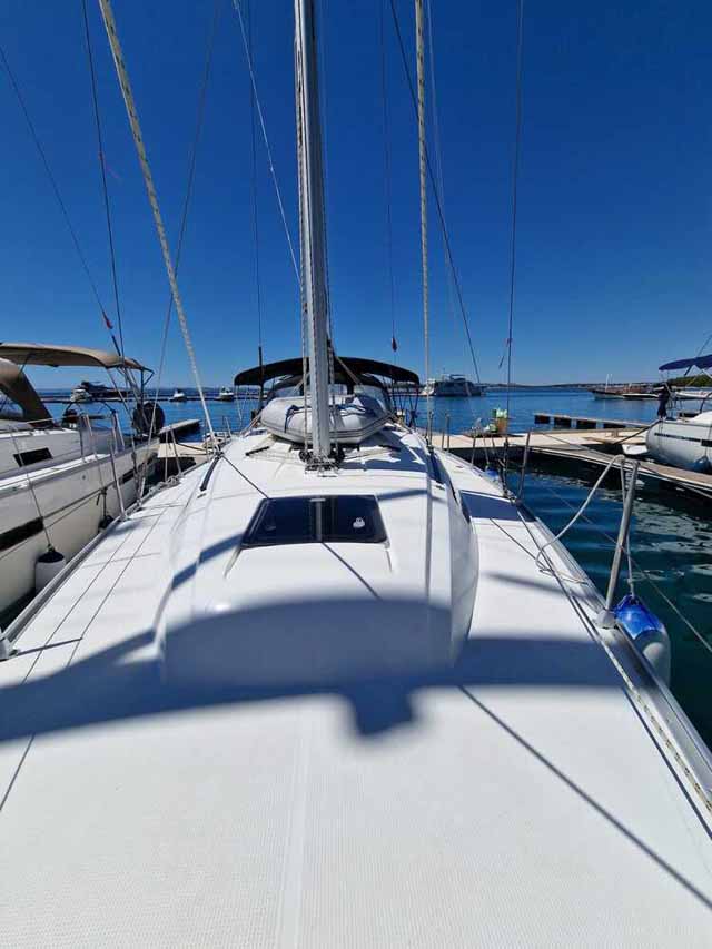 Bavaria Cruiser 37 - 3 cab. — photo 6