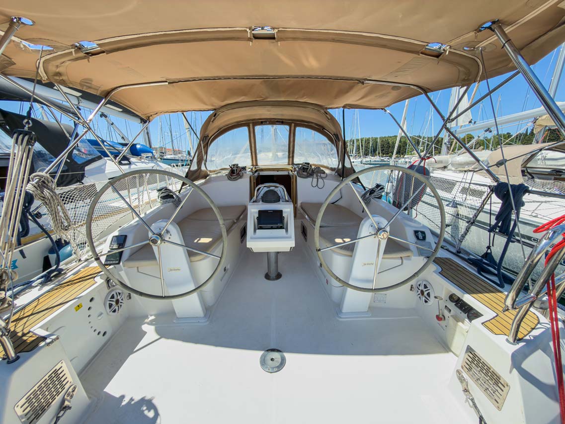 Bavaria Cruiser 37 - 3 cab. — photo 5