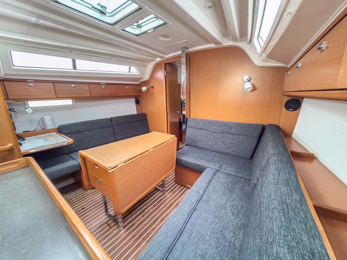 Bavaria Cruiser 37 - 3 cab. — photo 12