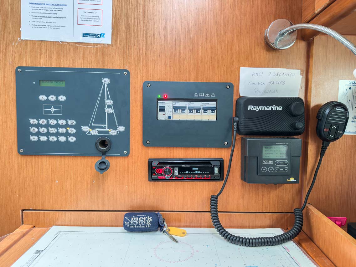 Bavaria Cruiser 37 - 3 cab. — photo 16