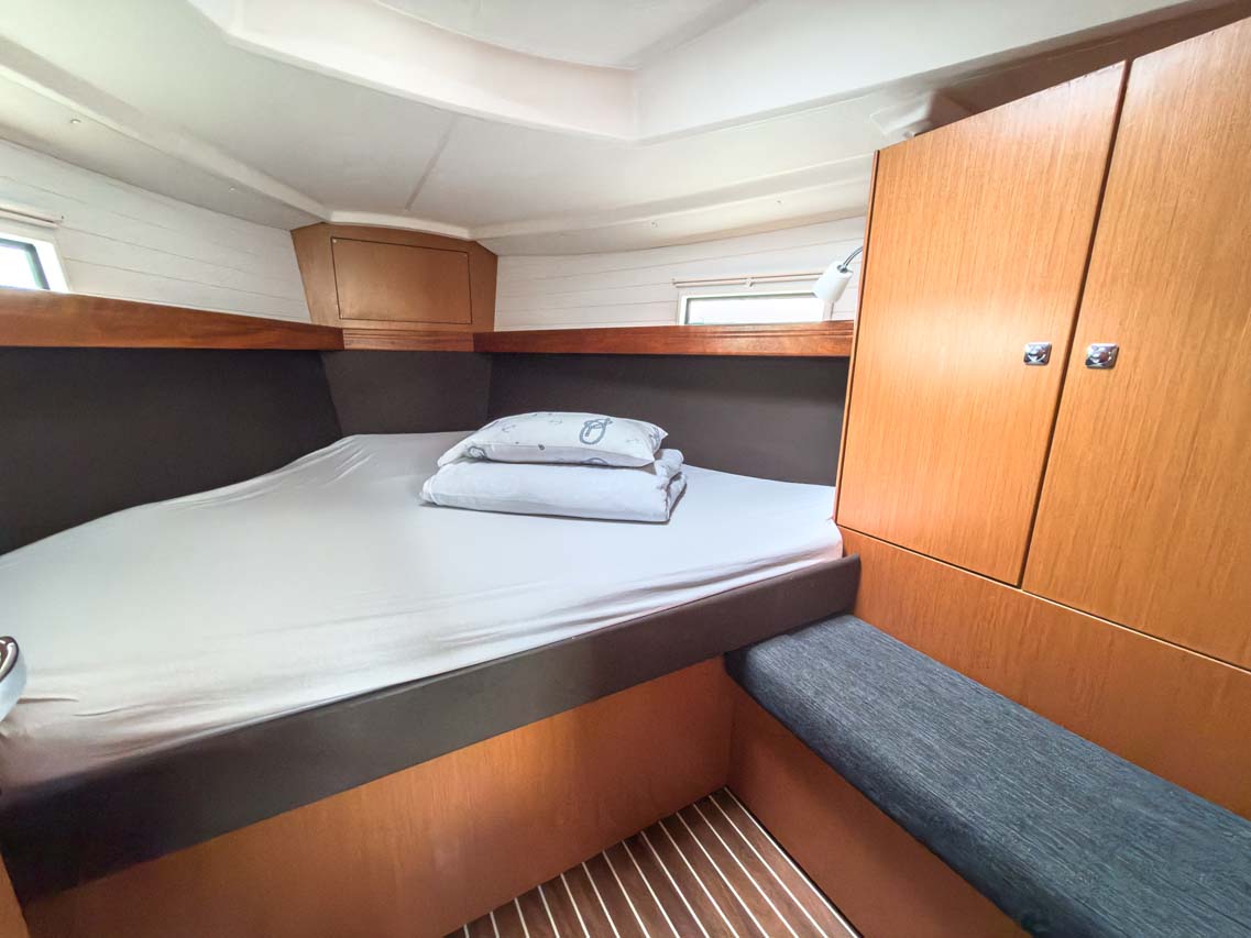 Bavaria Cruiser 37 - 3 cab. — photo 18
