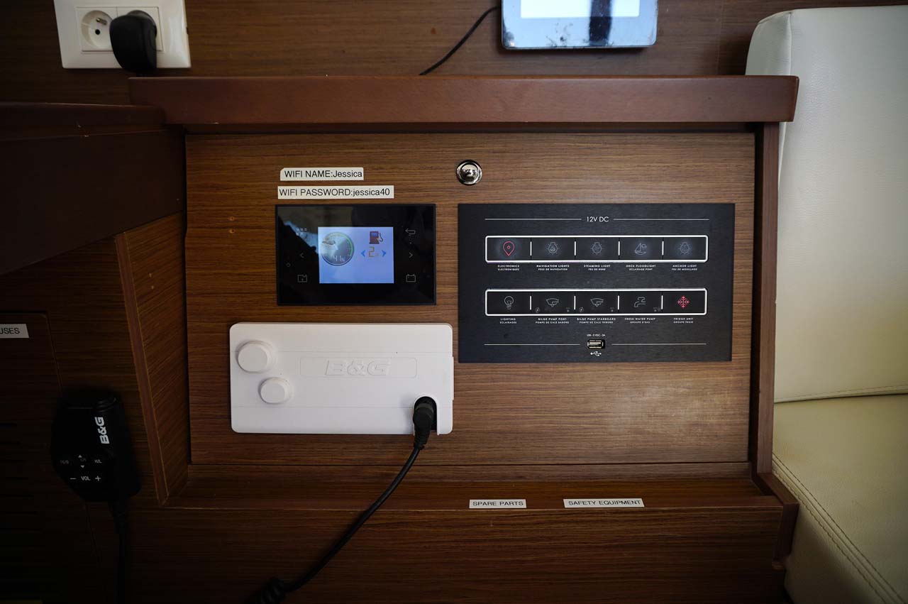 Lagoon 40 - 4 + 2 cab — photo 13