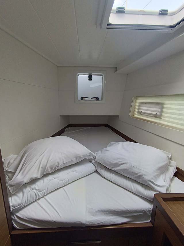 Lagoon 40 - 4 + 2 cab — photo 17