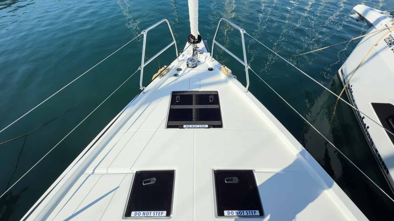 Dufour 41 Performance - 3 cab. — photo 6