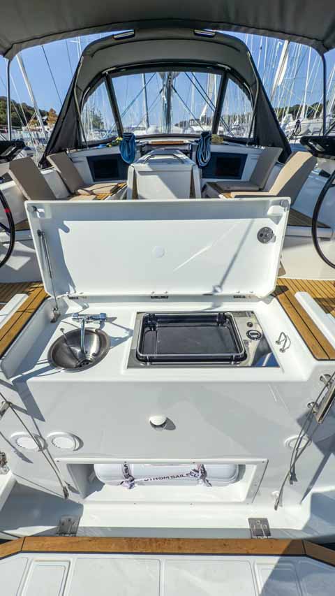 Dufour 41 Performance - 3 cab. — photo 8