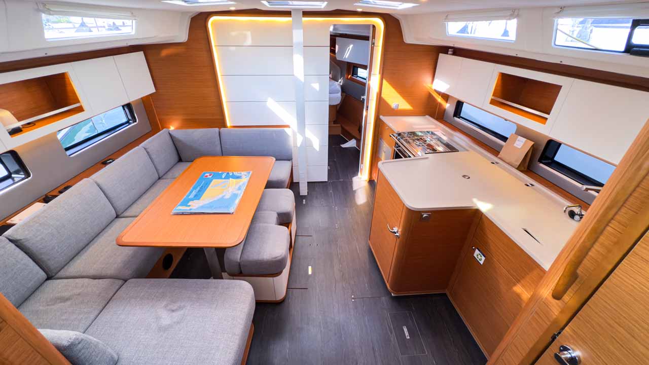 Dufour 41 Performance - 3 cab. — photo 13