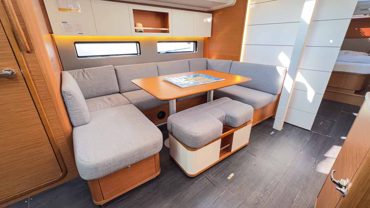 Dufour 41 Performance - 3 cab. — photo 14