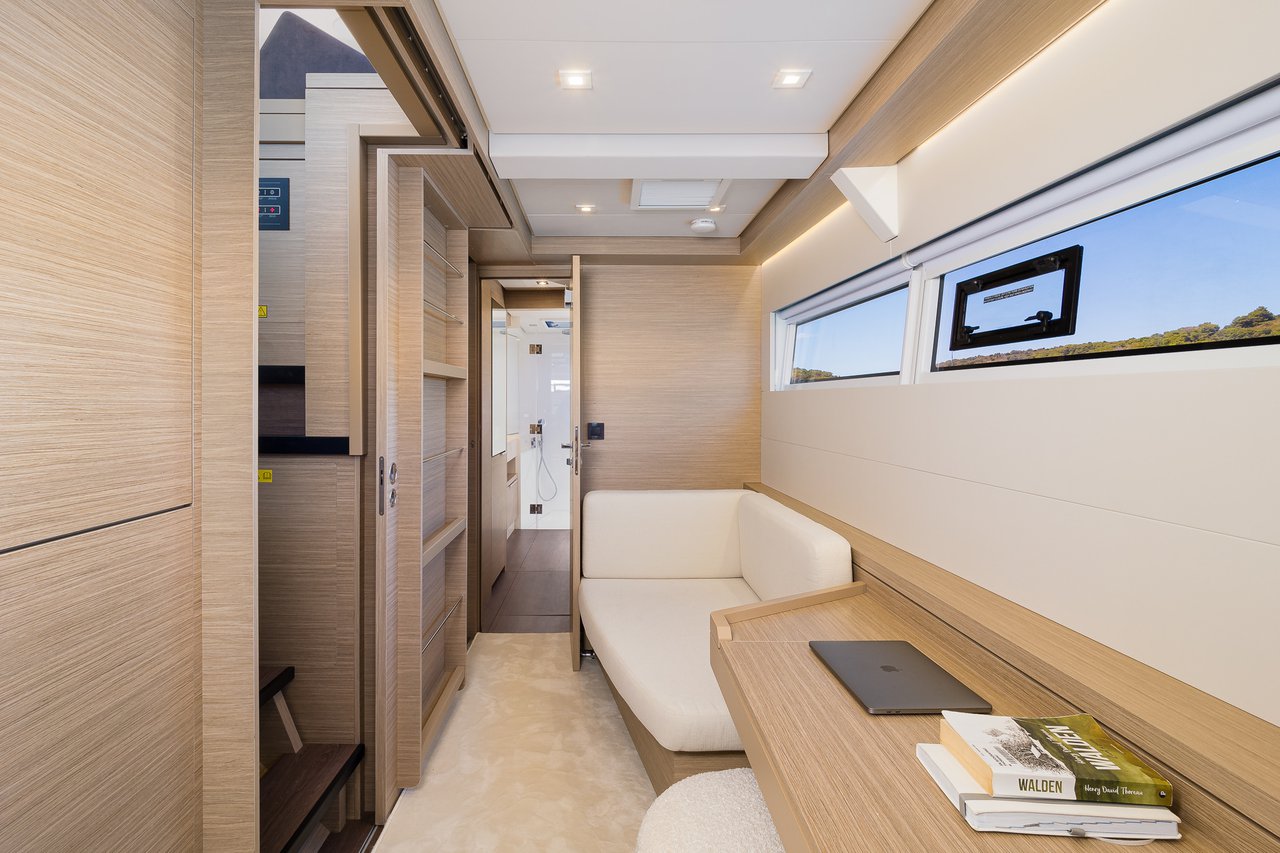 Lagoon 51 OW - 4 + 1 cab. — photo 15