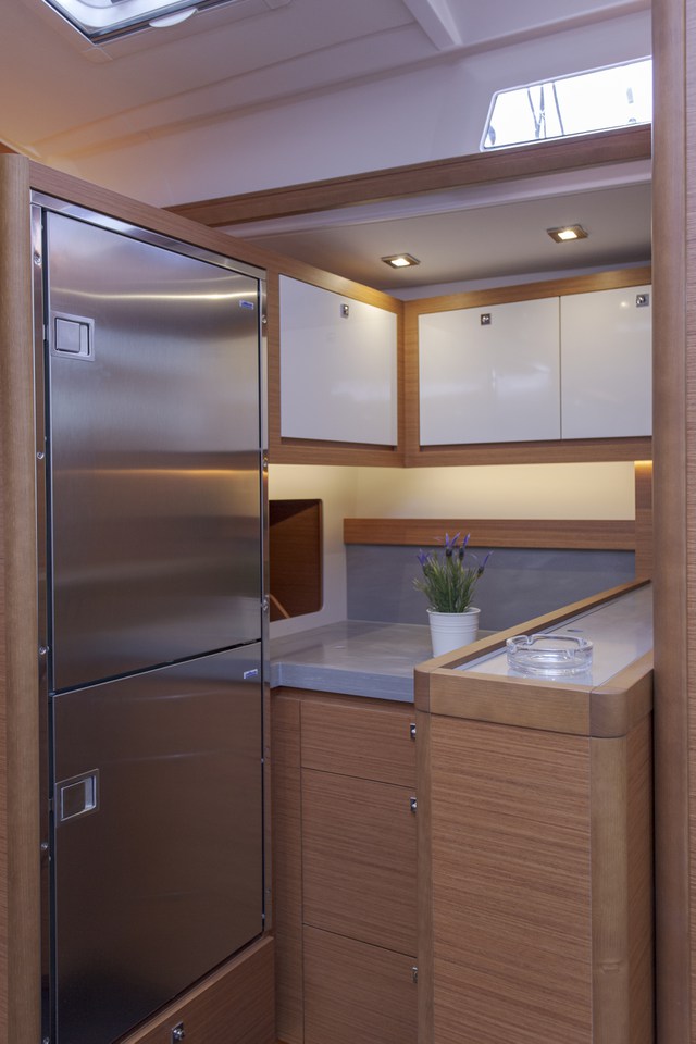 Dufour 530 - 6 cab. — photo 14