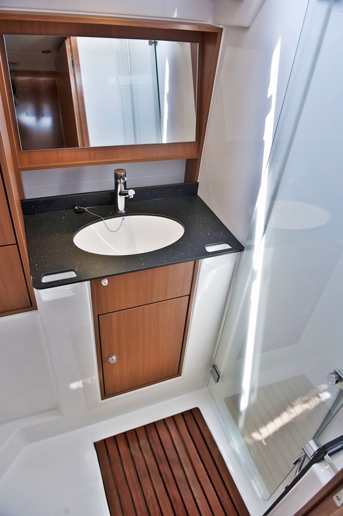 Bavaria Cruiser 50 — photo 16
