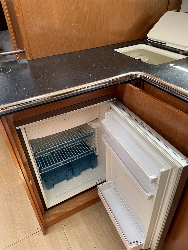 Bavaria Cruiser 45 - 4 cab. — photo 8
