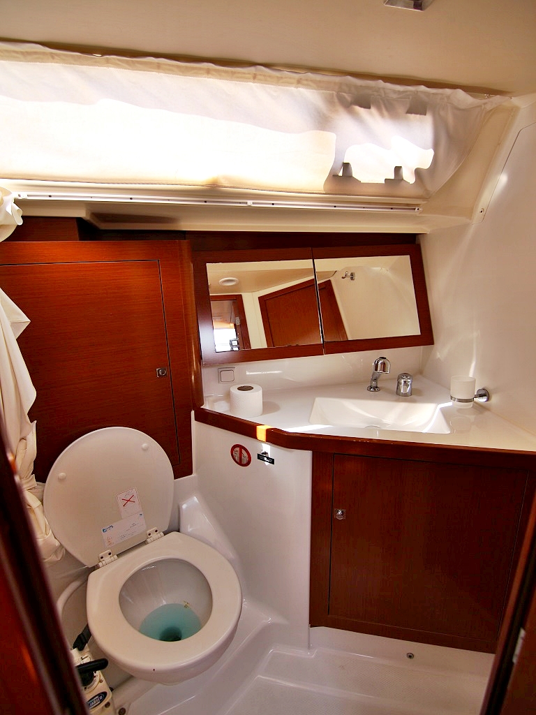 Oceanis 45 - 4 cab. — photo 28