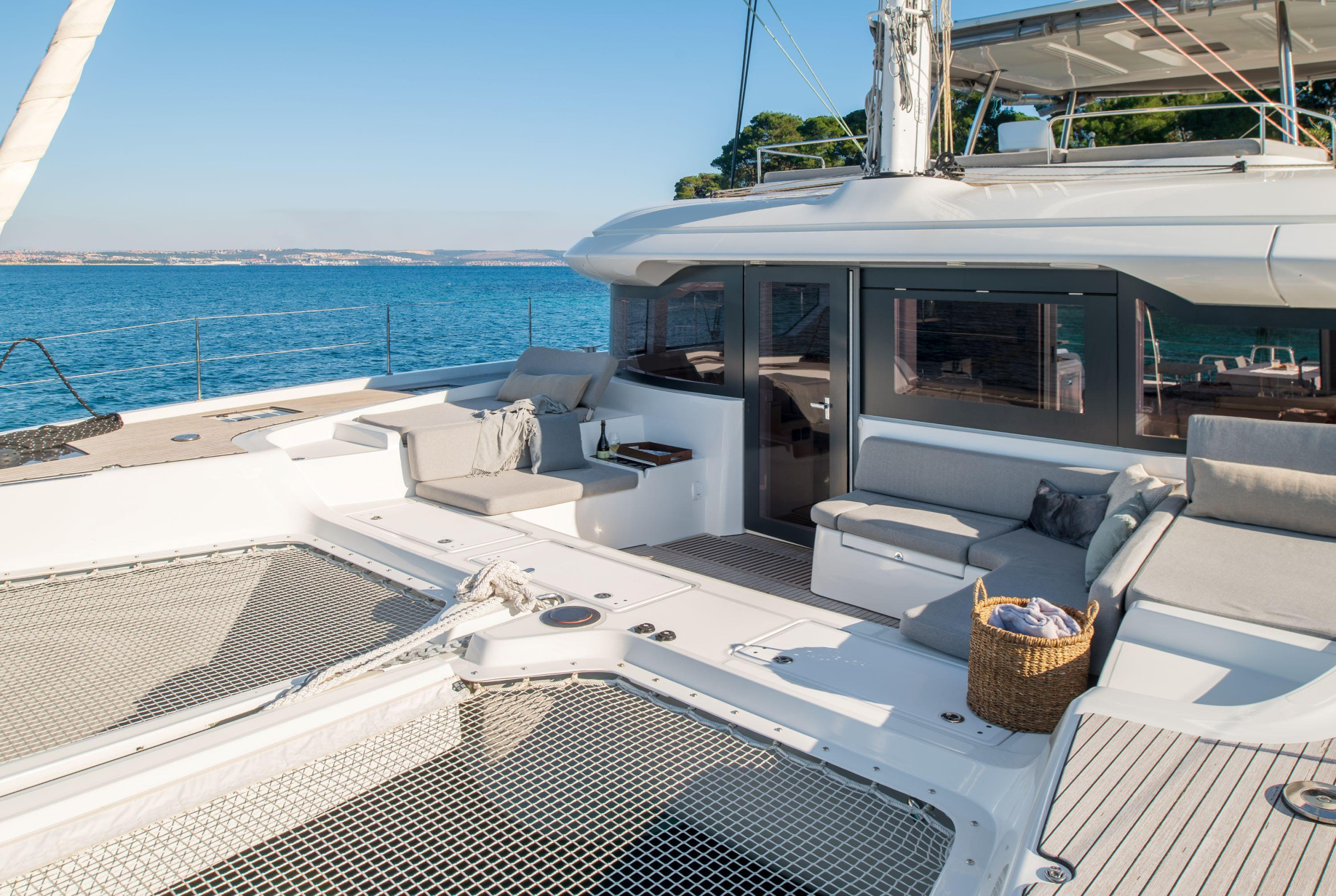 Lagoon 60 - 4 + 2 cab. — photo 29