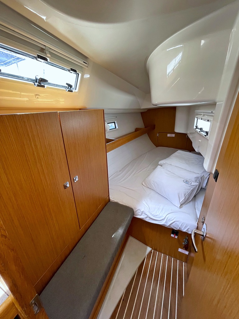 Bavaria Cruiser 33 — photo 15
