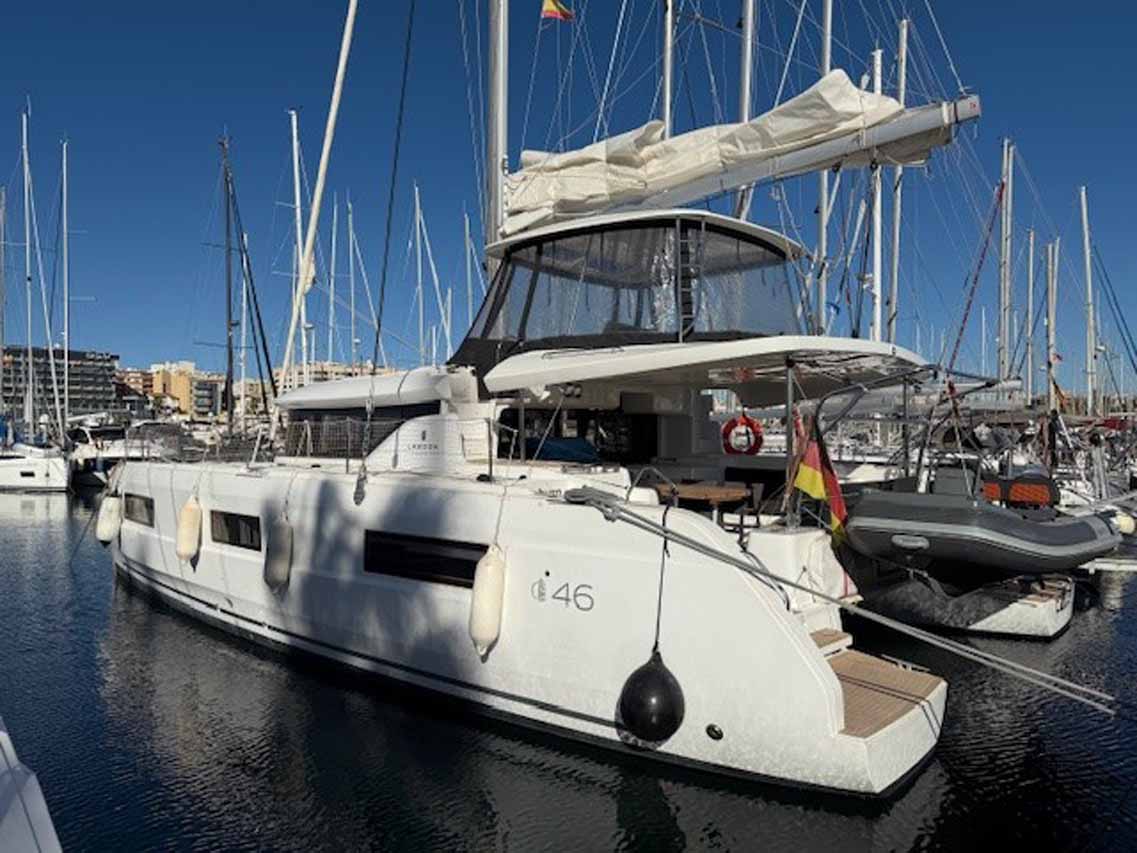 Lagoon 46 - 4 + 1 cab. — photo 3