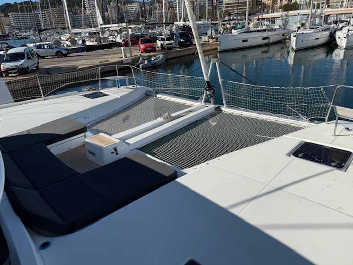 Lagoon 46 - 4 + 1 cab. — photo 4