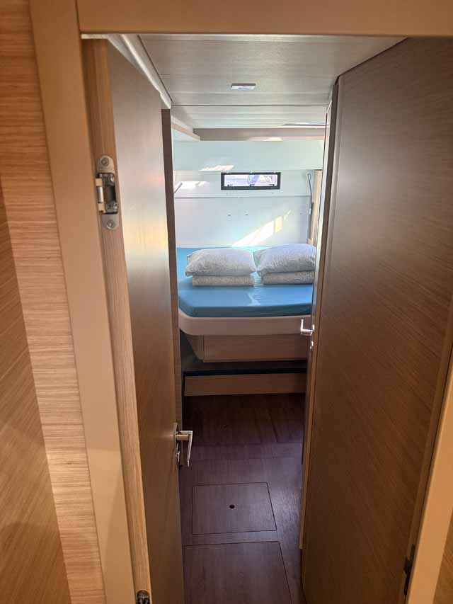 Lagoon 46 - 4 + 1 cab. — photo 20
