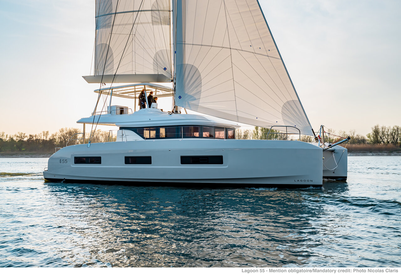Lagoon 55 - 5 + 2 cab. — photo 1