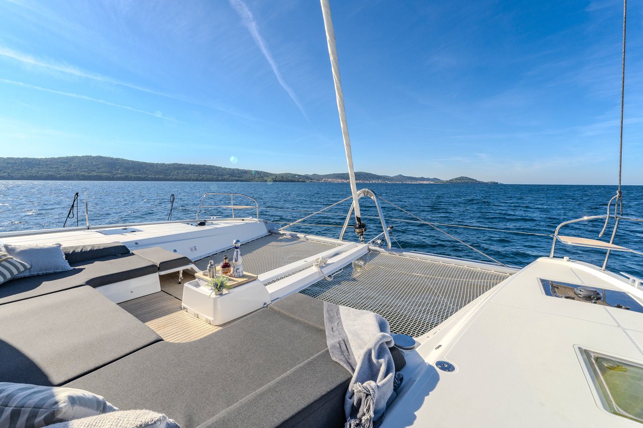 Lagoon 55 - 5 + 2 cab. — photo 19