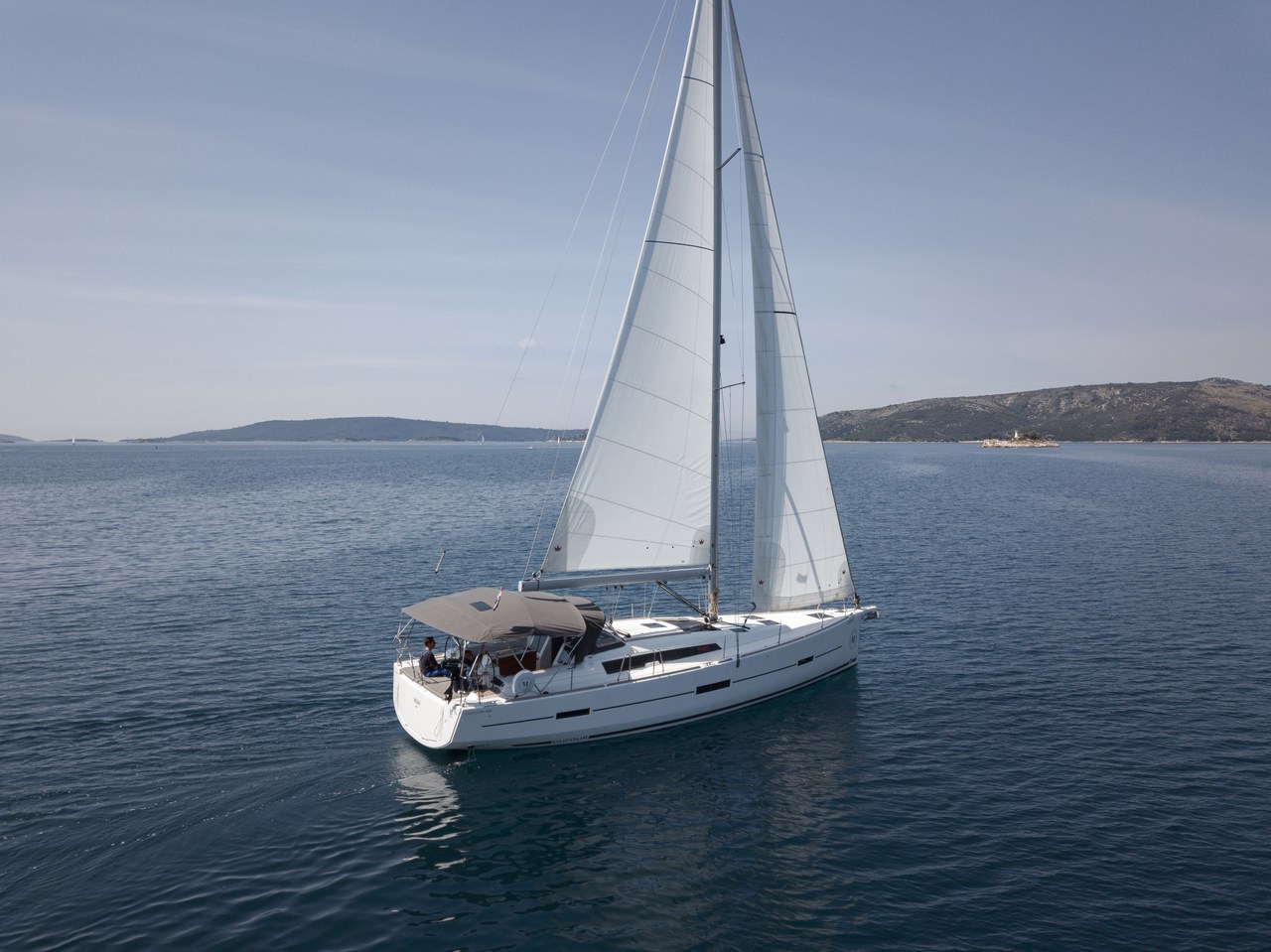 Dufour 460 GL - 5 cab. — photo 4