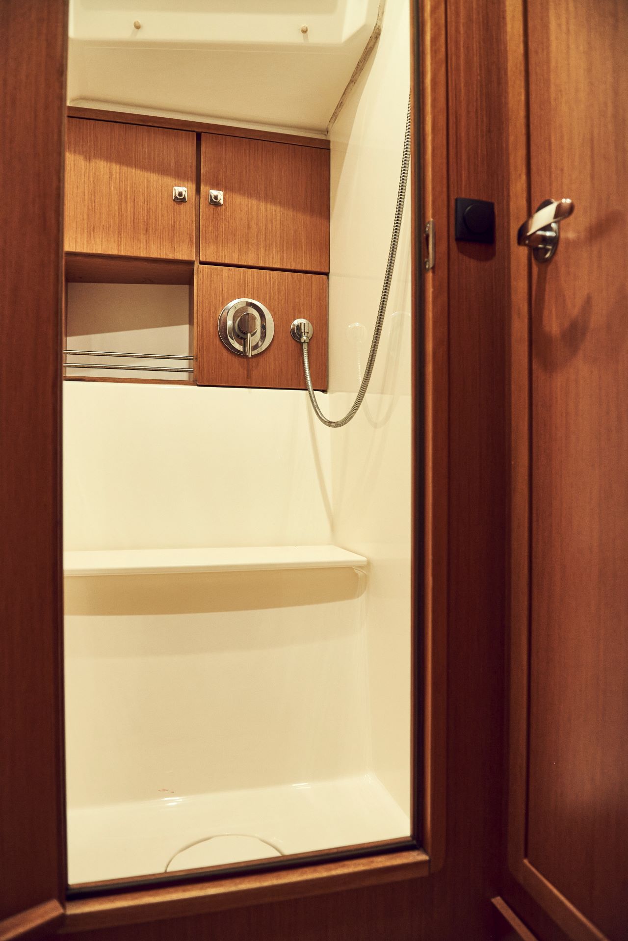 Bavaria Cruiser 46 - 4 cab. — photo 40
