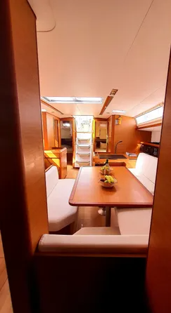 Sun Odyssey 519 - 5 + 1 cab. — photo 8