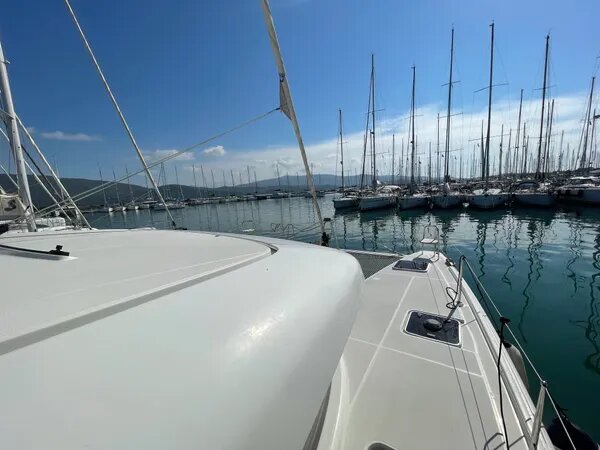 Lagoon 42 - 4 + 2 cab. — photo 4
