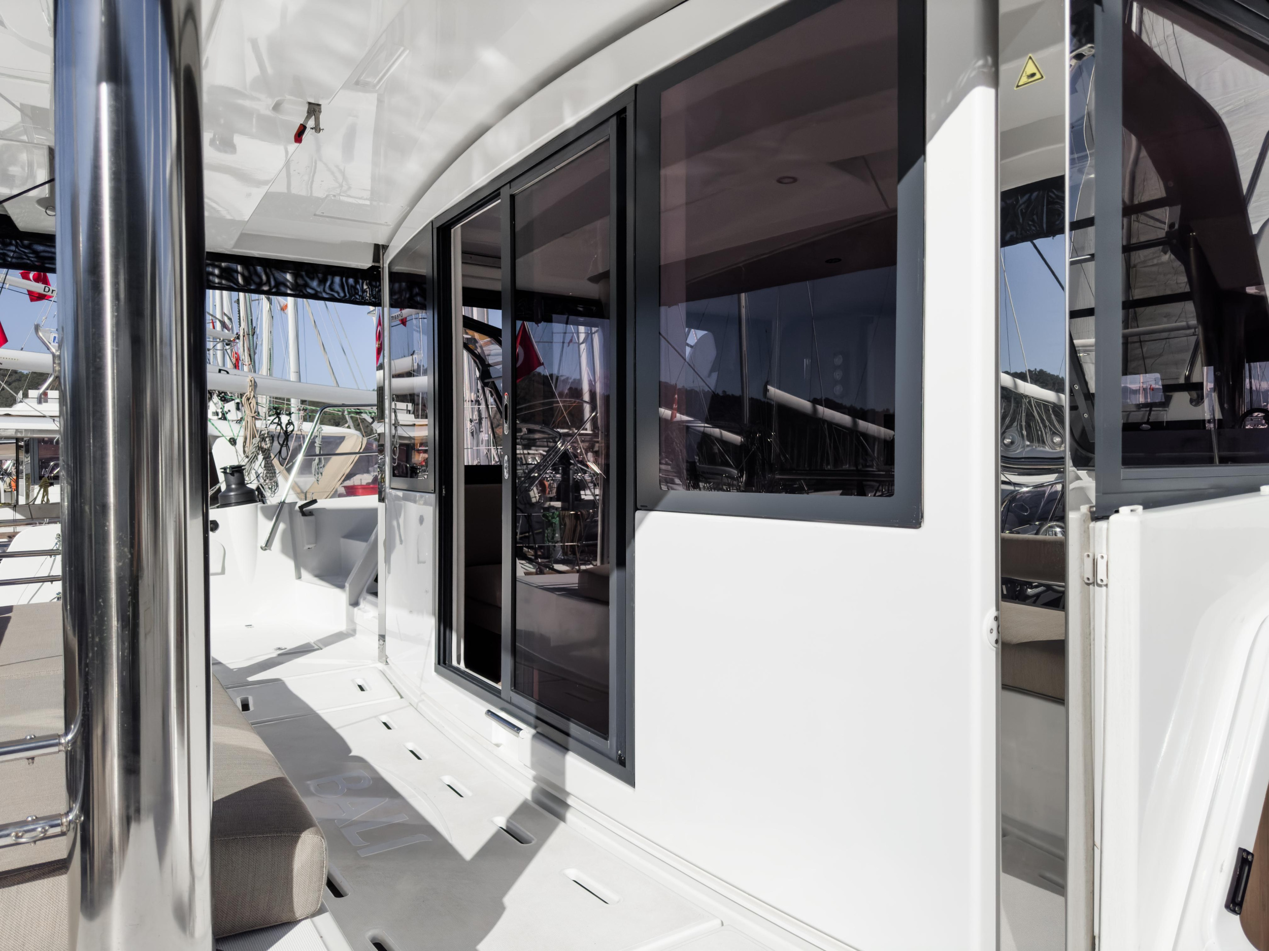 Bali 4.8 - 5 + 1 cab — photo 20