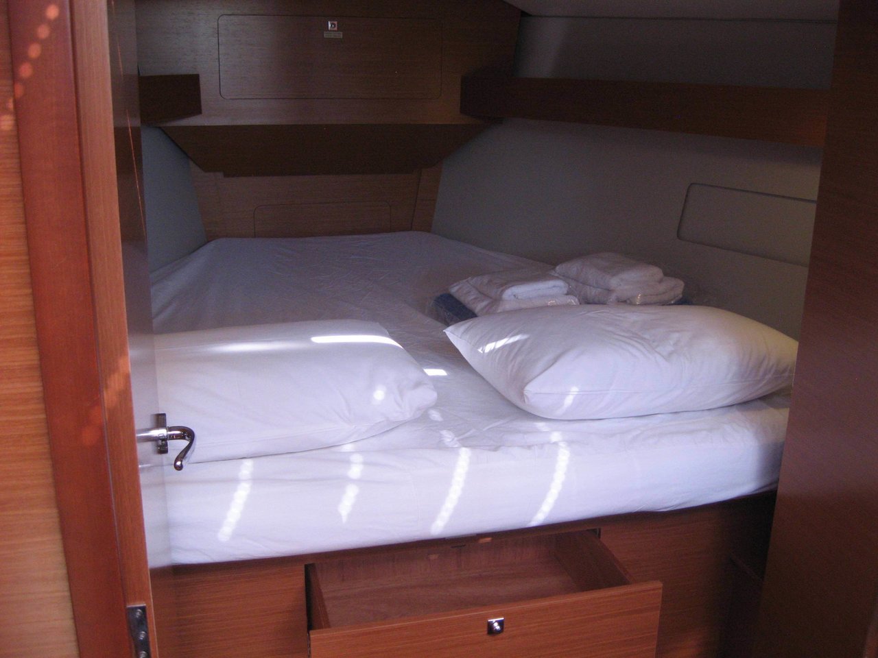 Dufour 382 GL — photo 13