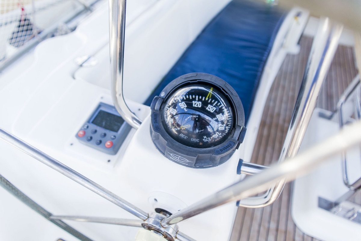 Bavaria 43 Cruiser — photo 8