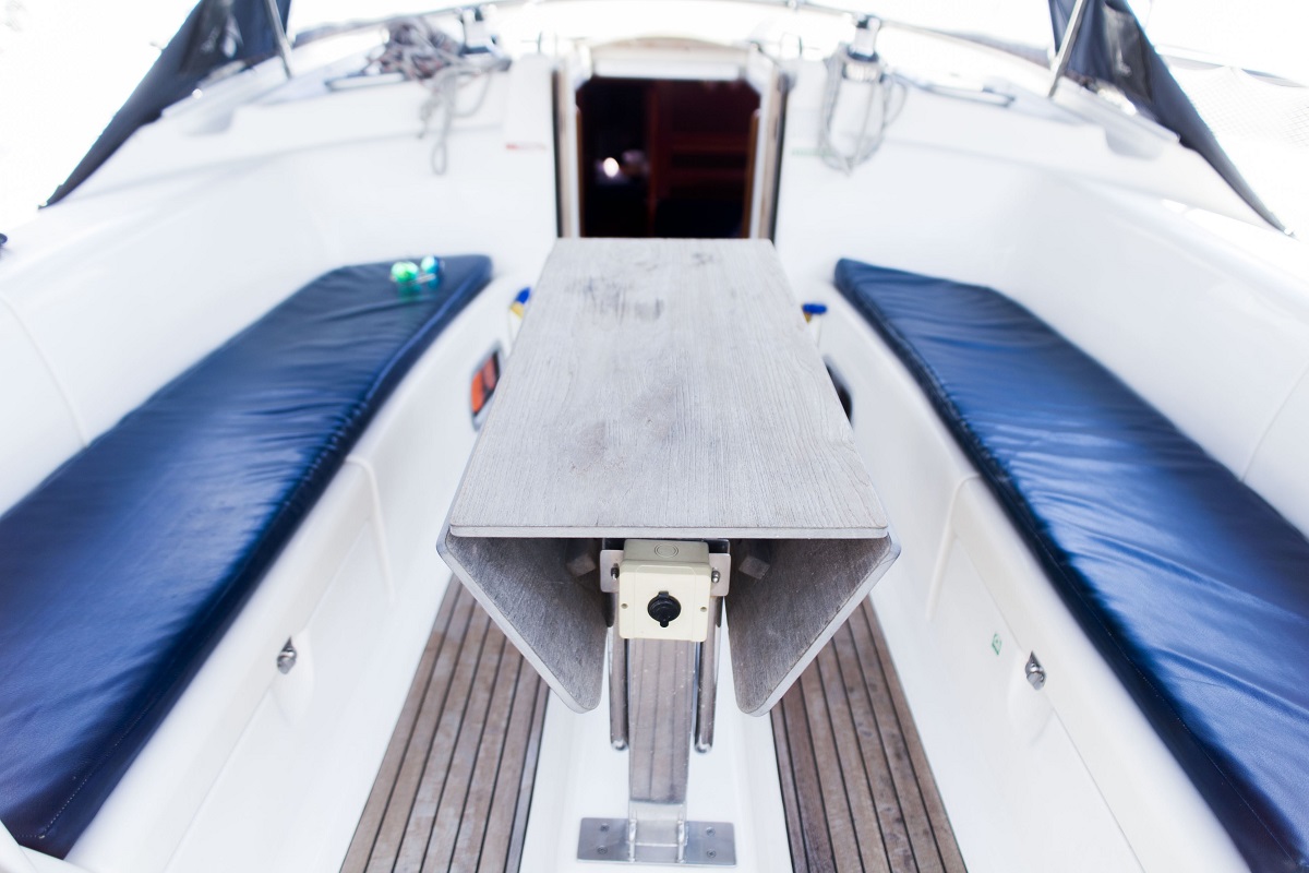 Bavaria 43 Cruiser — photo 9