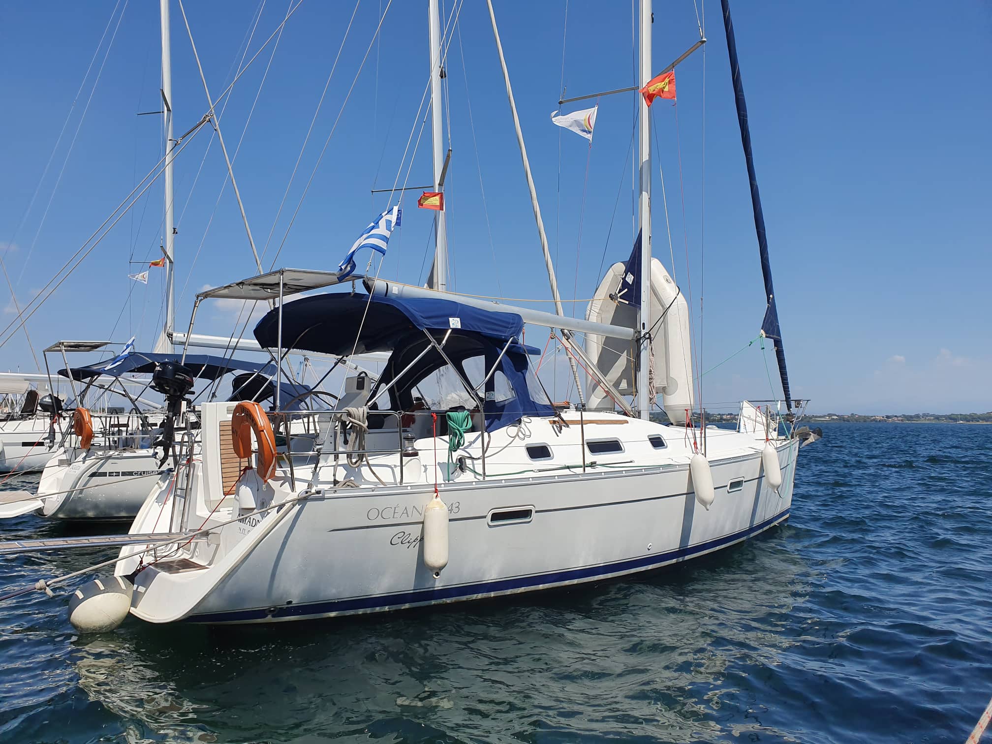 Oceanis Clipper 343 — photo 12