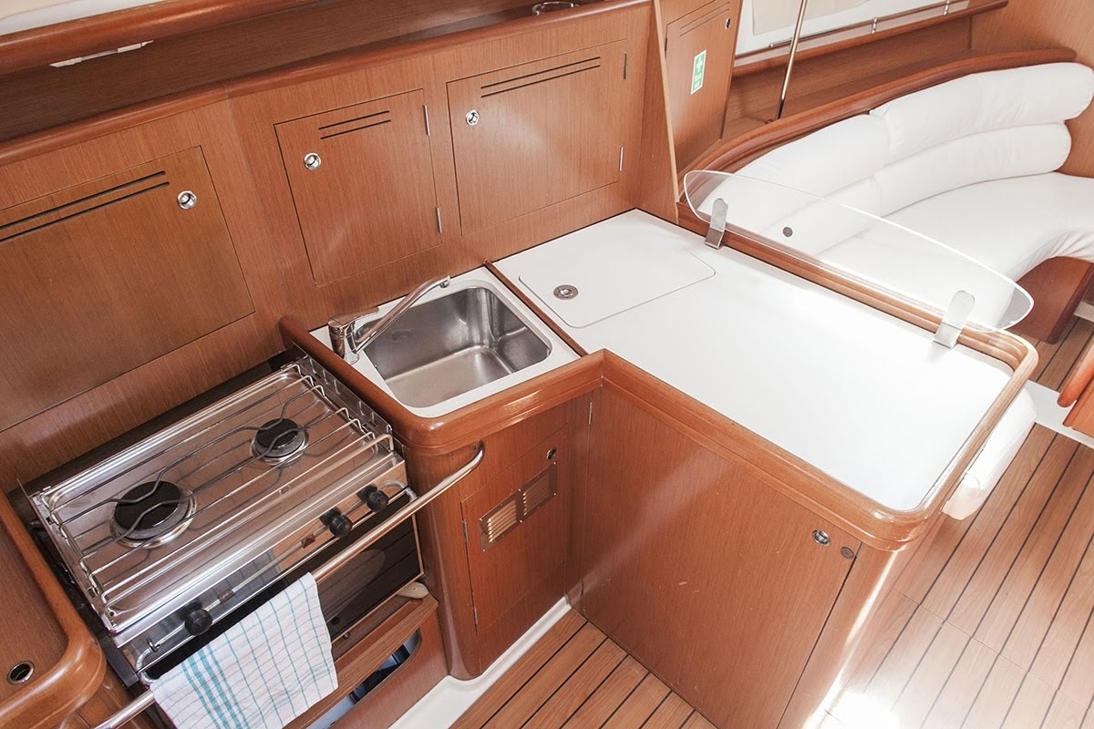 Oceanis Clipper 343 — photo 3