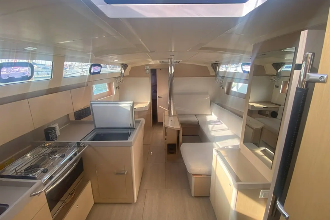 Oceanis 41.1 — photo 2