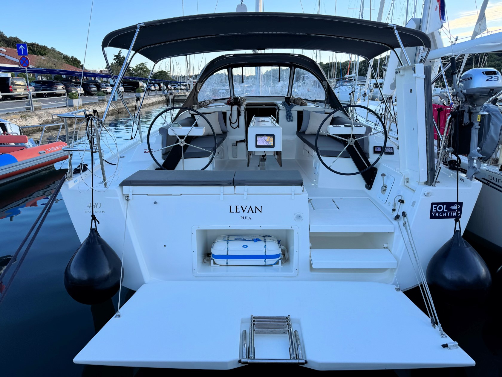 Dufour 430 GL — photo 6