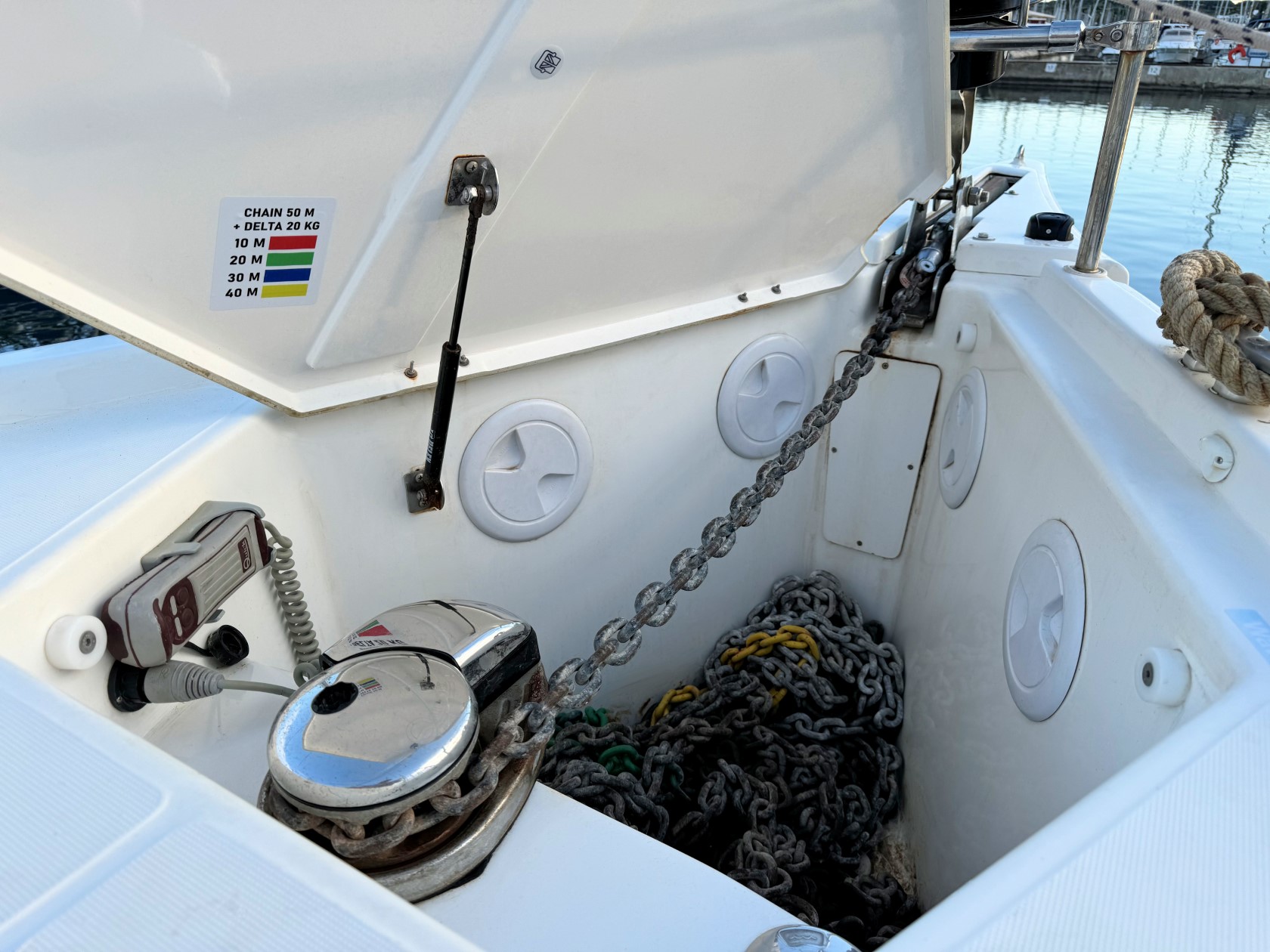 Dufour 430 GL — photo 22