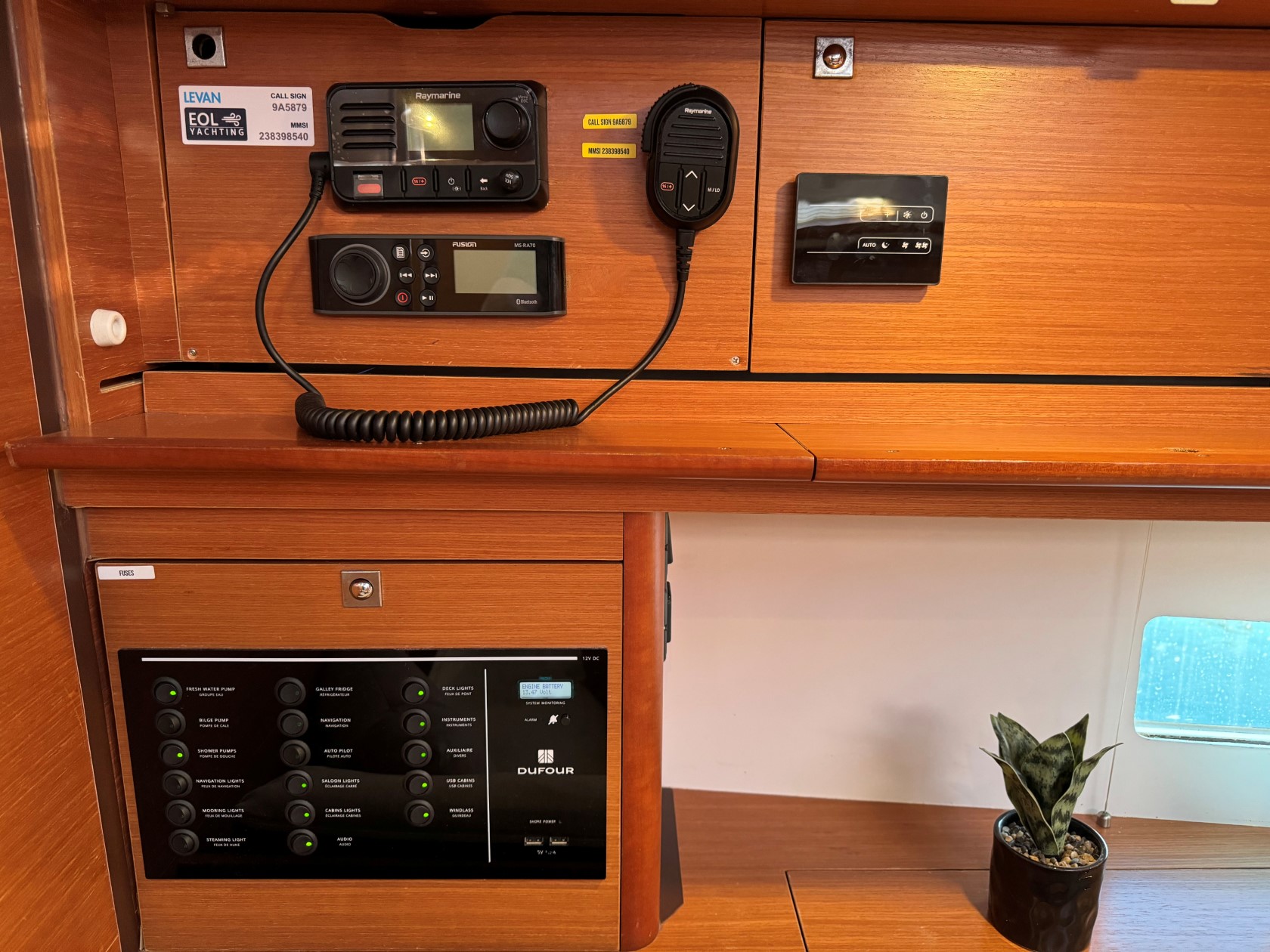 Dufour 430 GL — photo 30