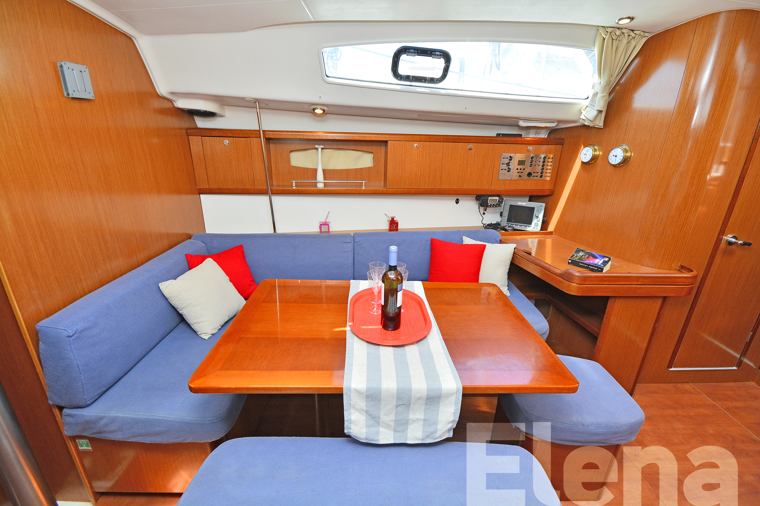 Oceanis 43 — photo 11