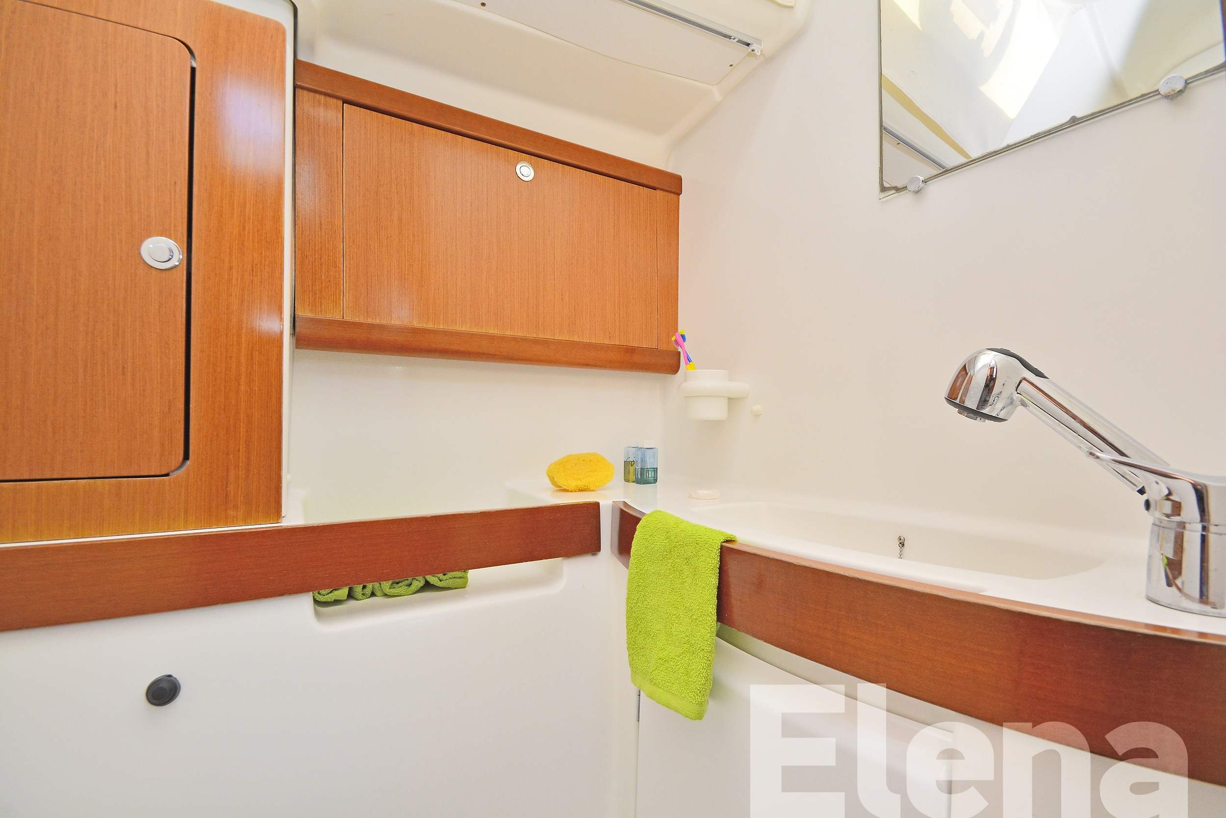 Oceanis 43 — photo 14