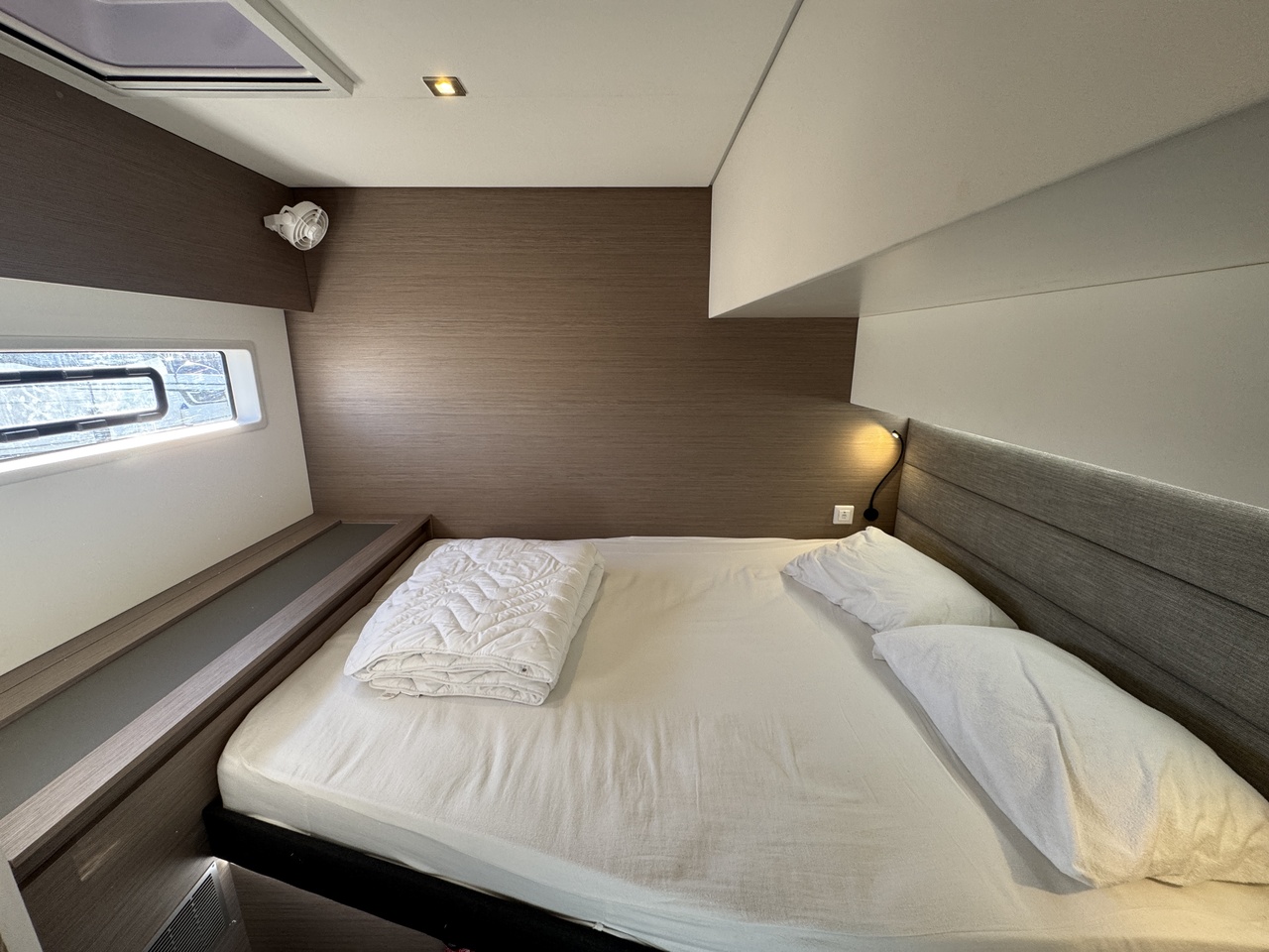 Fountaine Pajot Aura 51 — photo 23