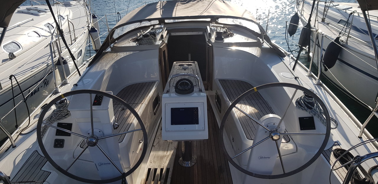 Bavaria Cruiser 34 — photo 3