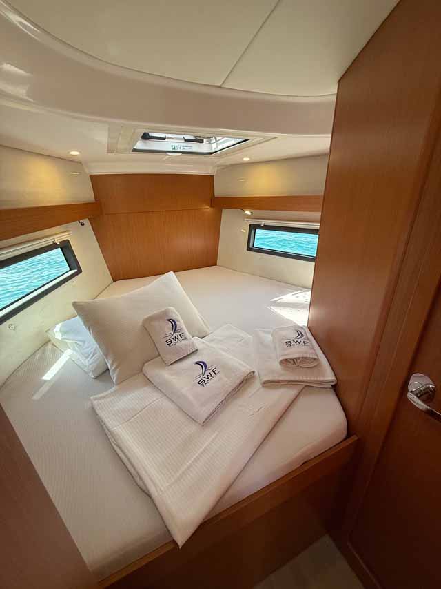 Bavaria C38 — photo 15