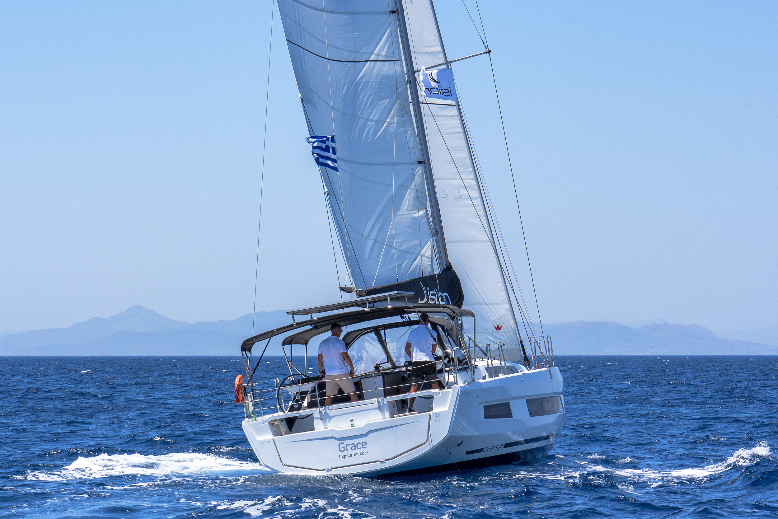 Dufour 41 - 3 cab. — photo 11