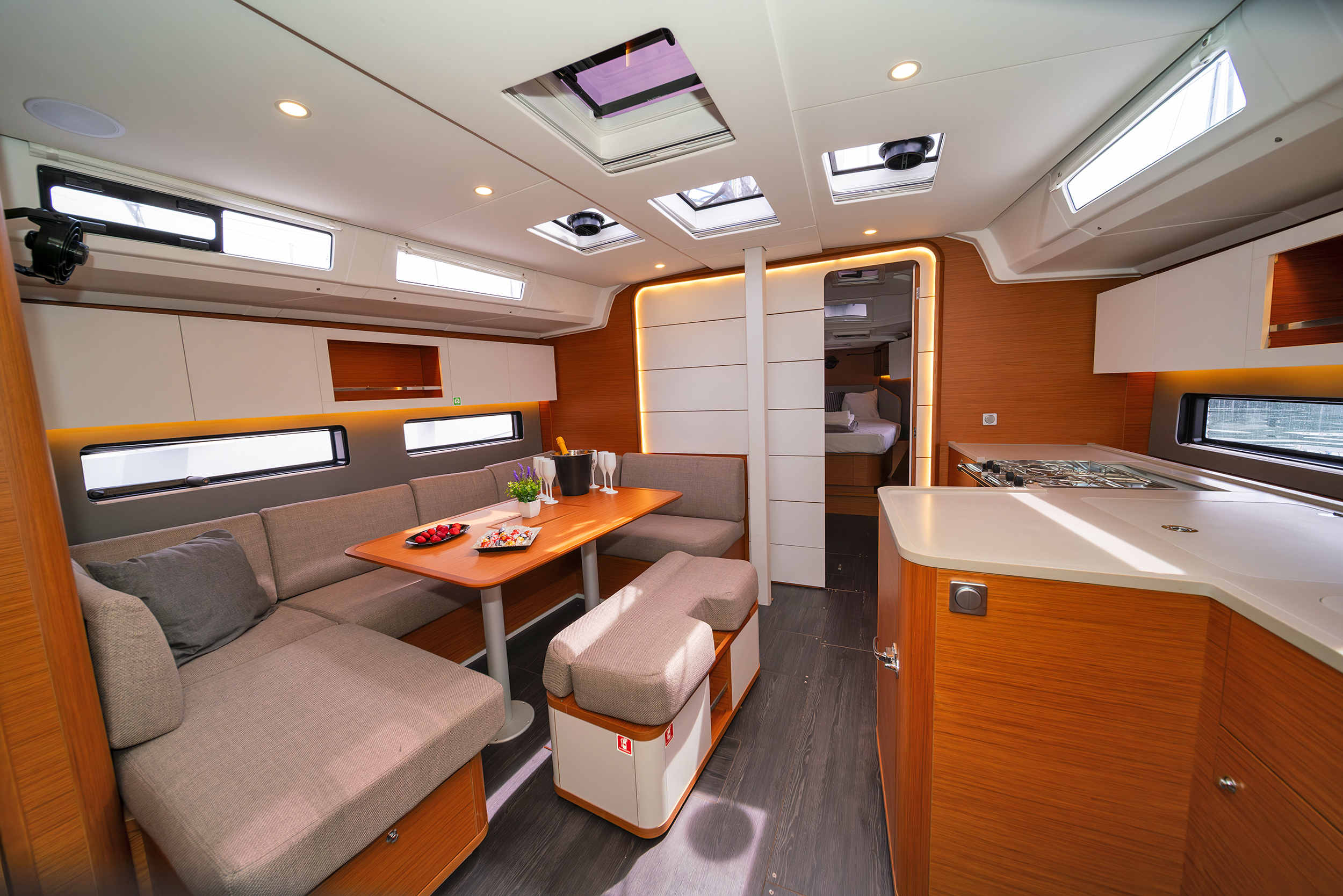 Dufour 41 - 3 cab. — photo 6