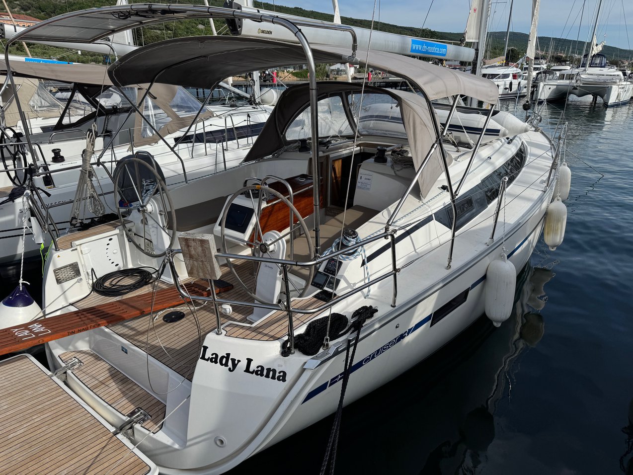 Bavaria Cruiser 37 - 3 cab. — photo 1
